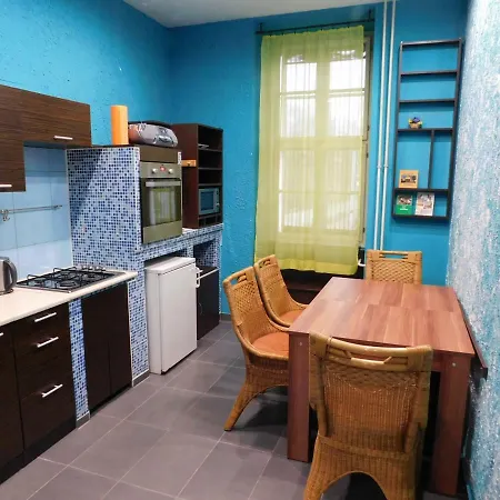 Lakas Apartment *
